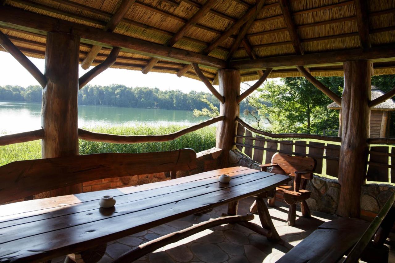 Dom Nad Jeziorem Ublik Z Sauna I Jacuzzi Exteriör bild